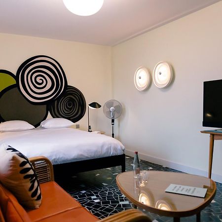 Hotel Du Cloitre Arles Bagian luar foto