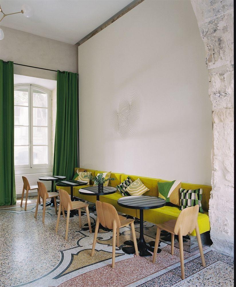 Hotel Du Cloitre Arles Bagian luar foto