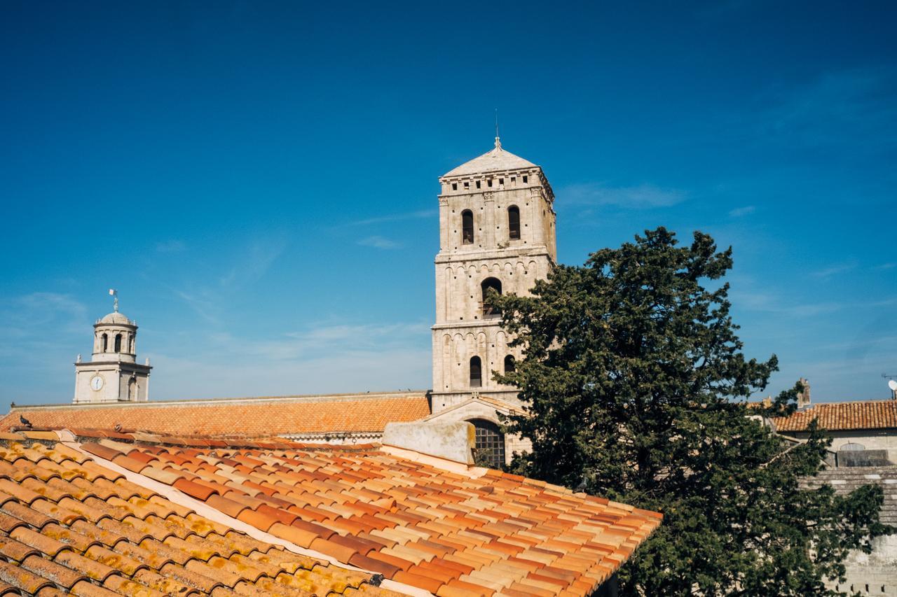 Hotel Du Cloitre Arles Bagian luar foto