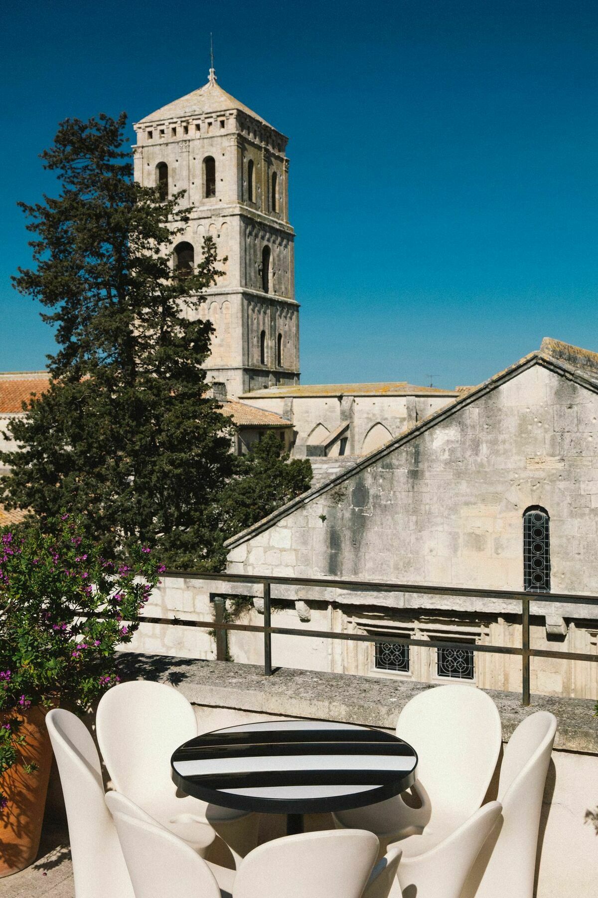 Hotel Du Cloitre Arles Bagian luar foto